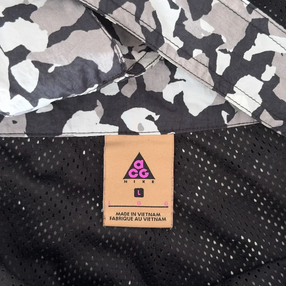 Nike ACG‎ Woven Overalls Mens Large Black White Gray Camo Print AOP CI0417-010